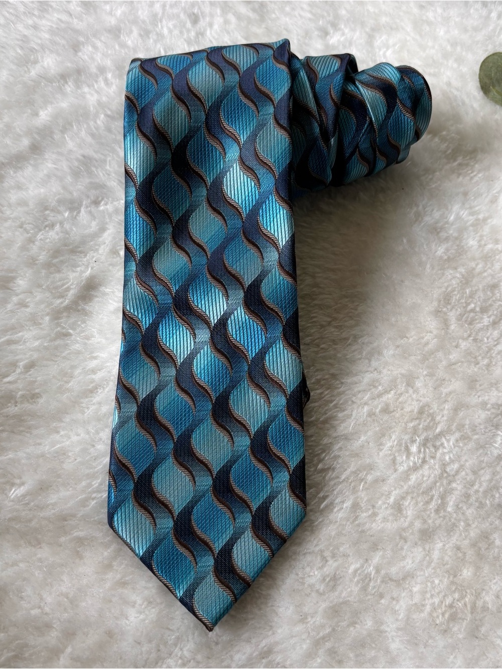 Architect Teal and Navy Wave Pattern Tie
